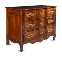 A Provincial Régence Walnut Commode