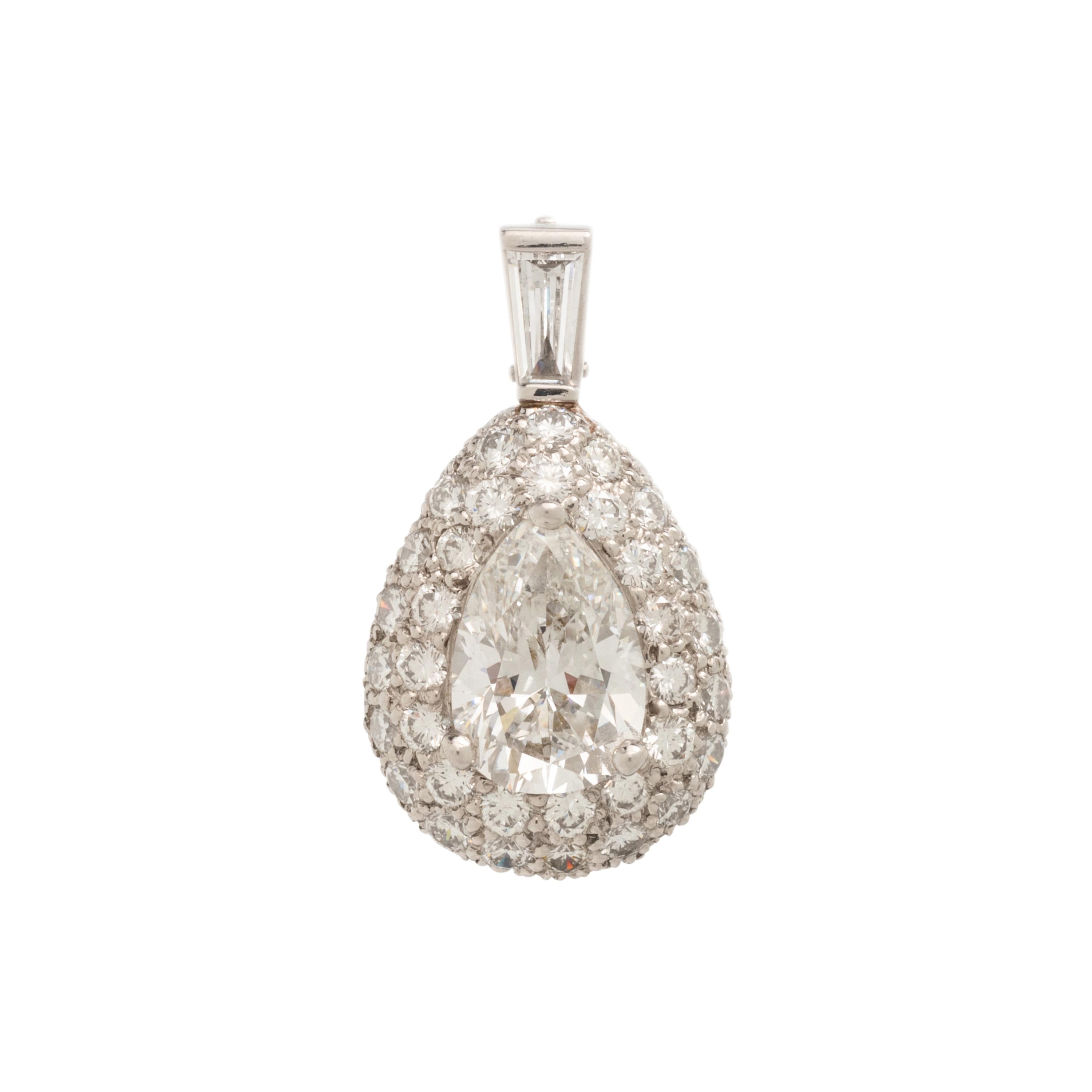 DIAMOND AND PLATINUM PENDANT