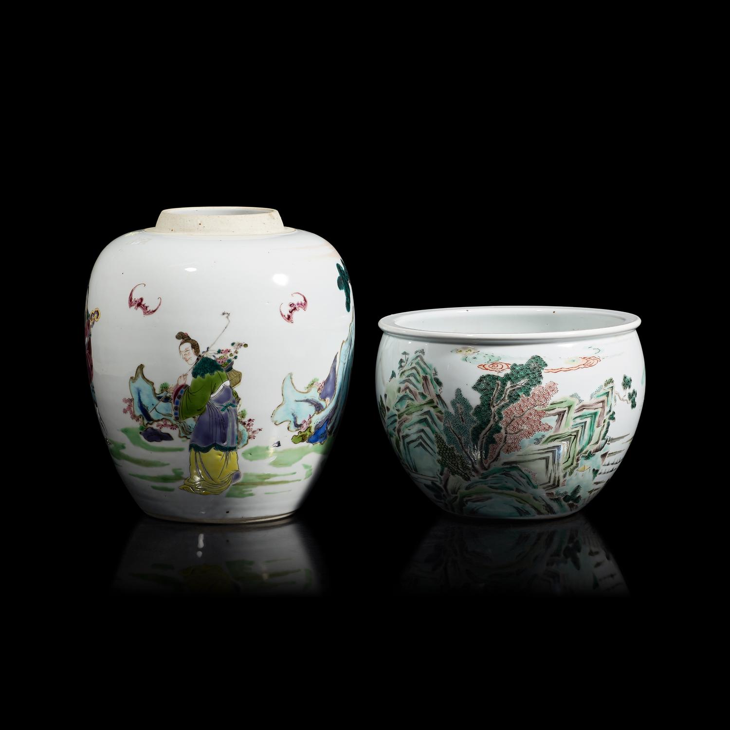 Two Chinese Famille Verte Porcelain Vessels, 20th Century 近代 五彩人物图罐及山水图卷缸各一
