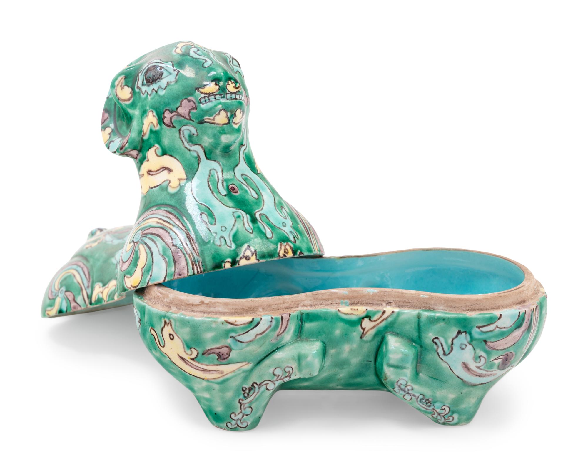 A Chinese Famille Verte Porcelain Ram-Form Covered Box