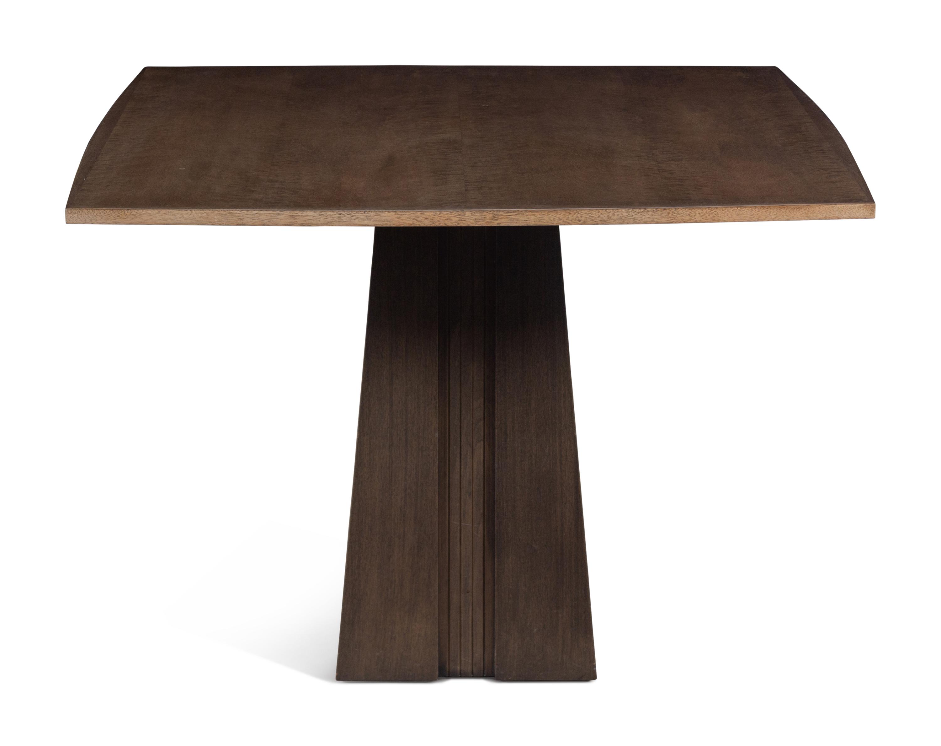 Pedestal Table