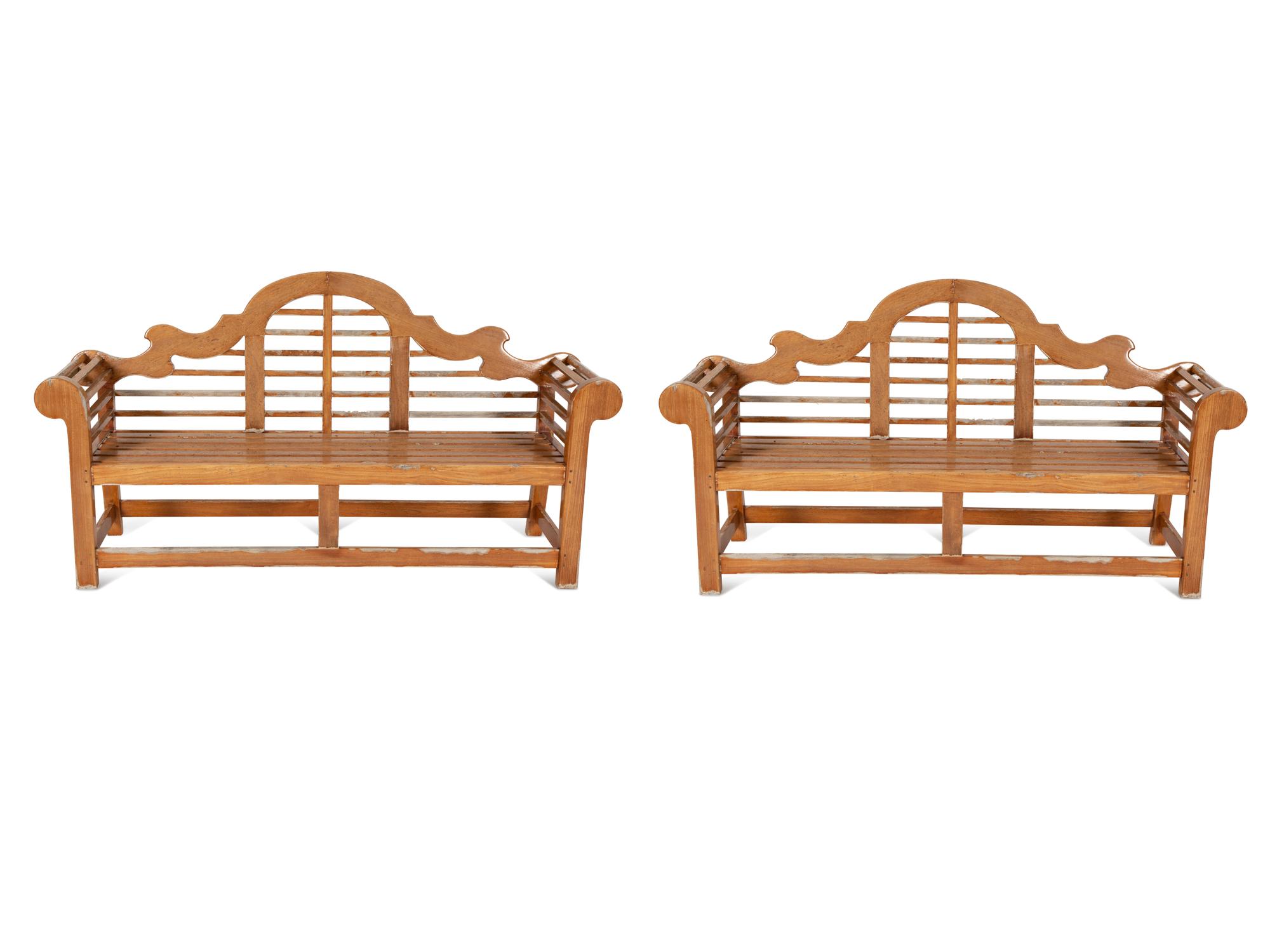 A Pair of Lutyen's Style Garden Benches — 20th Century