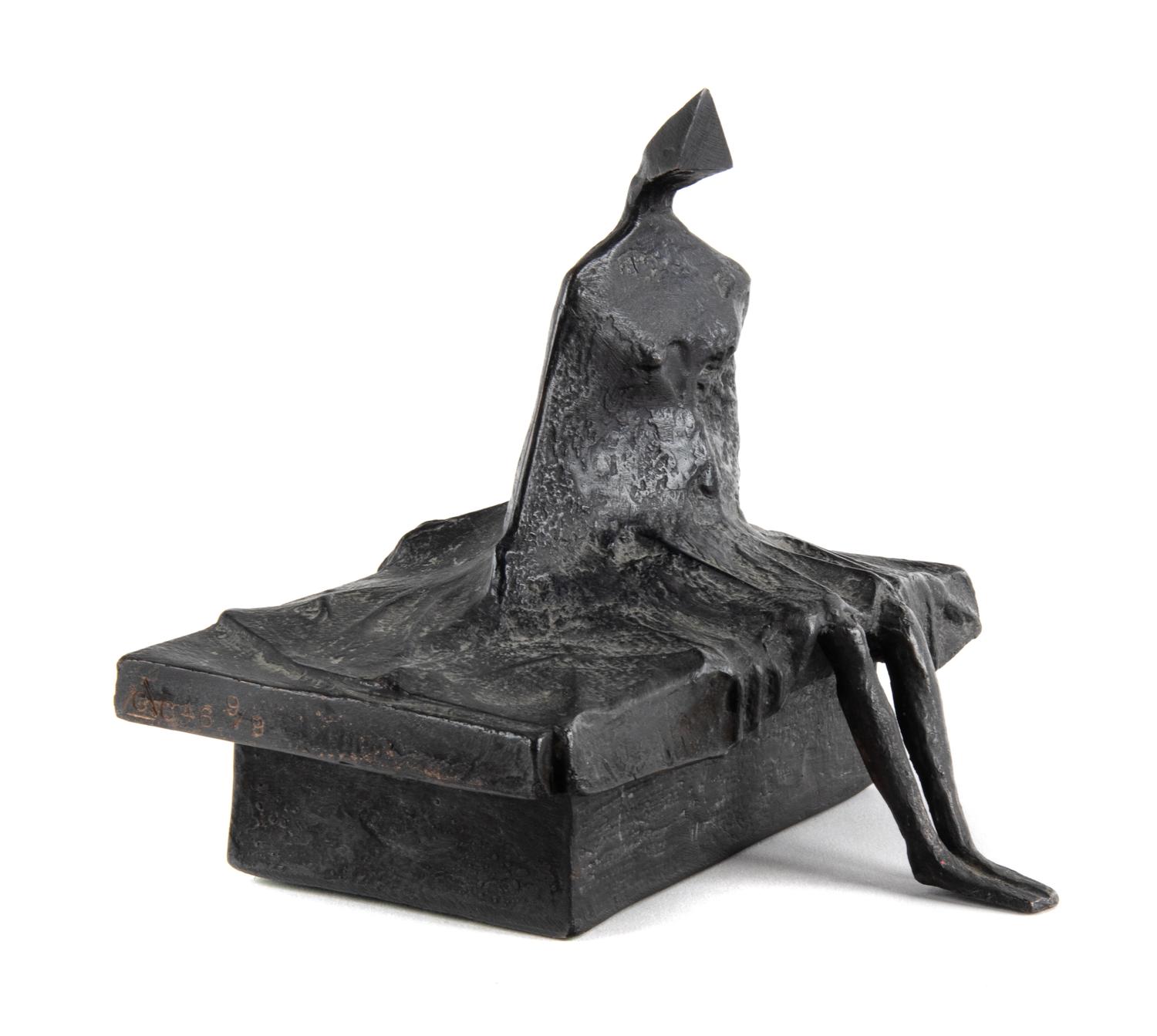 Sitting Woman, Maquette IX