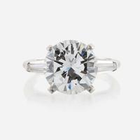A diamond solitaire