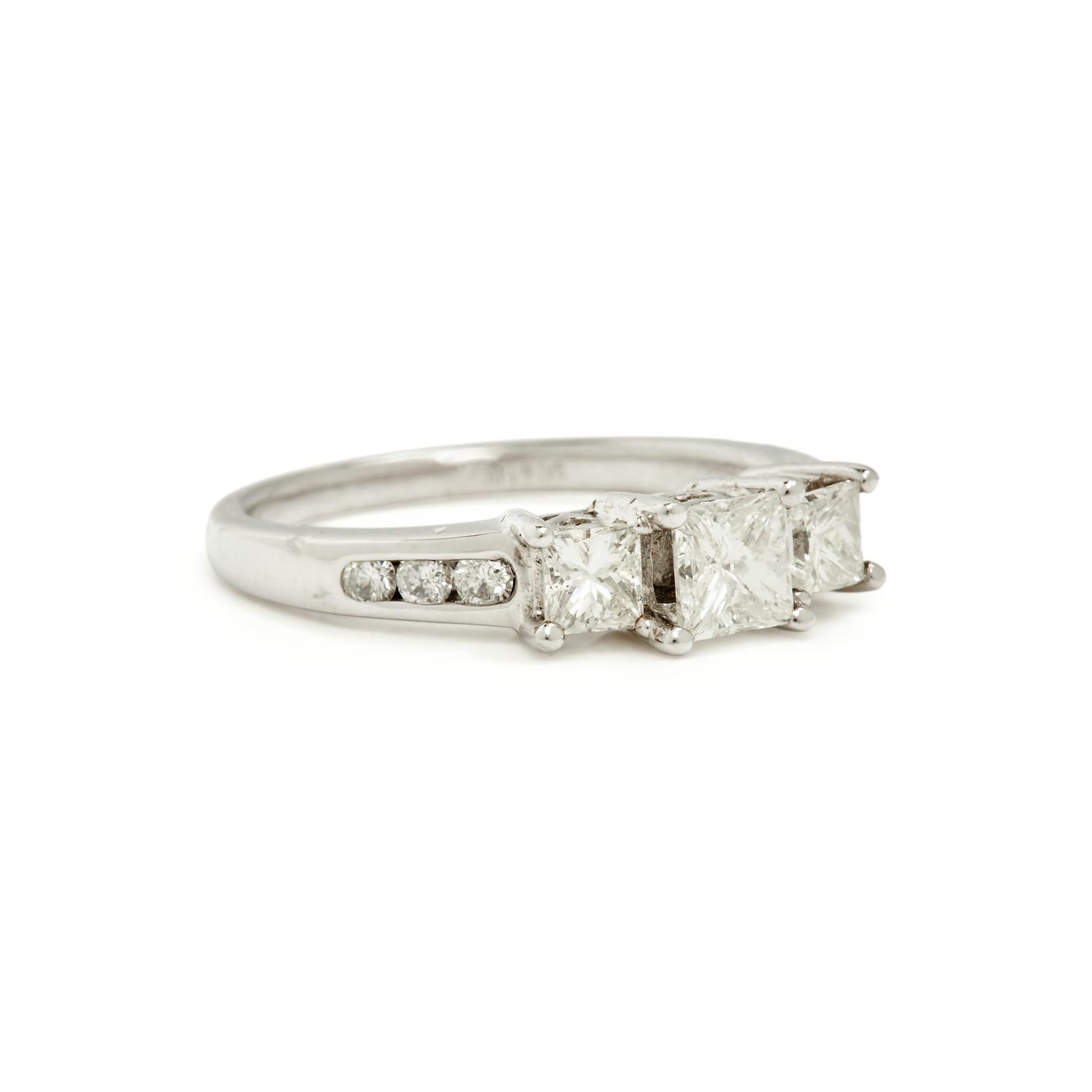 COLLECTION OF DIAMOND RINGS