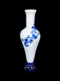 An Unusual Chinese Red, Blue, and Yellow Overlay Semi-Opaque White Glass Amphora Vase and Stand