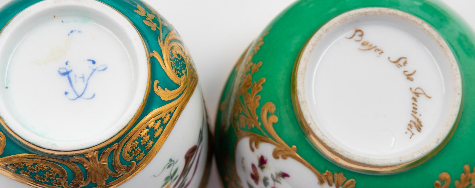 A Paris Porcelain Painted and Parcel Gilt Tea Service
