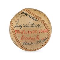 A 1934 Chicago Cubs Team Signed Autograph Baseball Featuring Kiki Cuyler and Gabby Hartnett (Beckett Authentication Services)