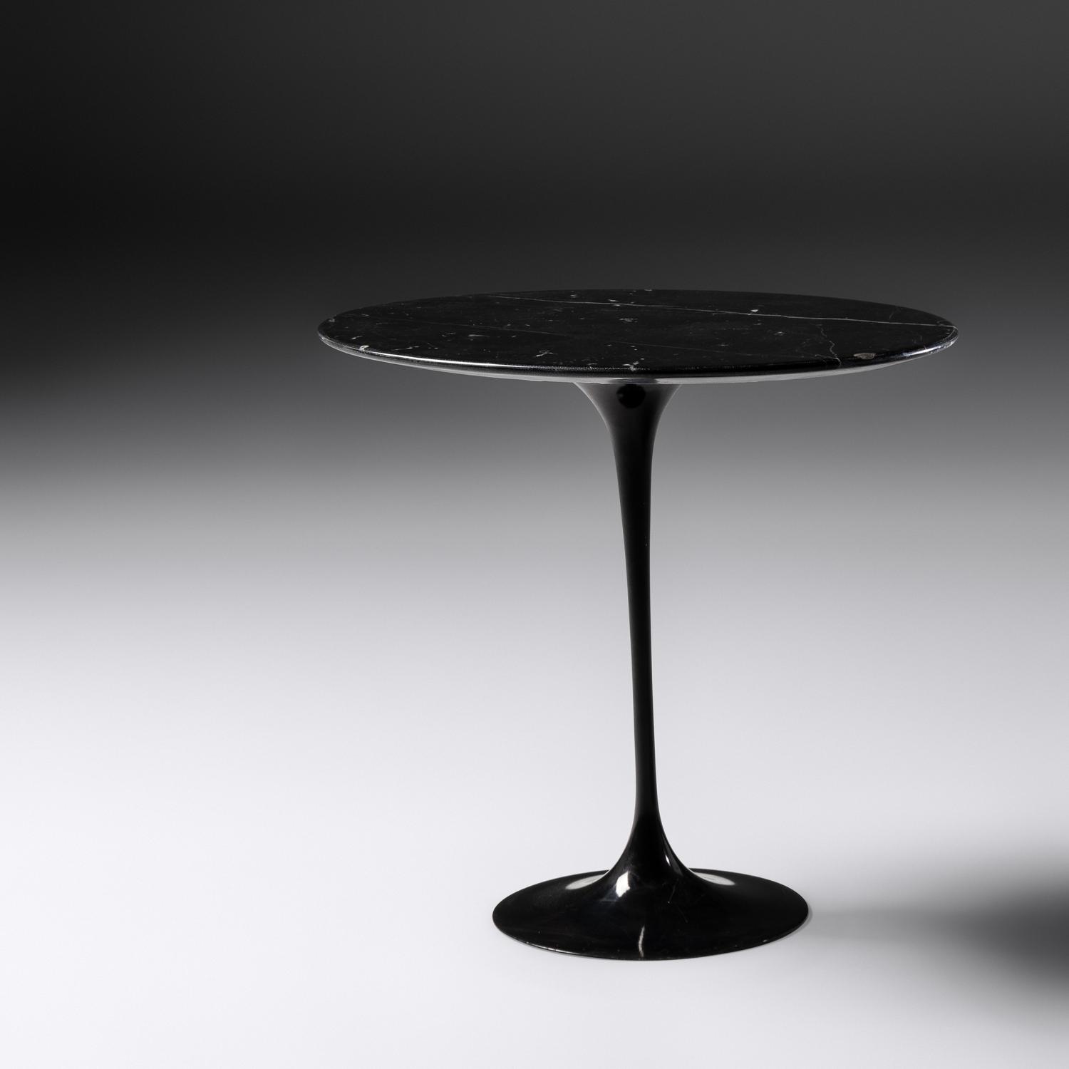 'Tulip' Side Table Knoll, USA
