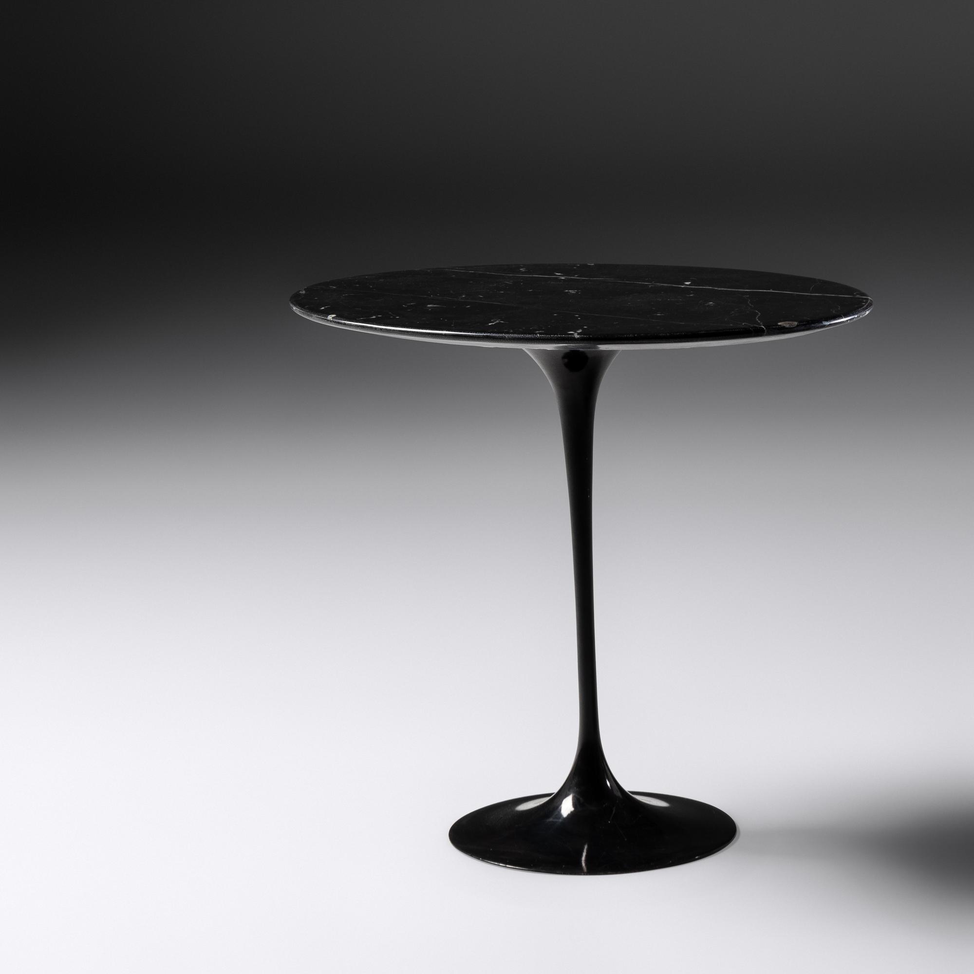 'Tulip' Side Table Knoll, USA