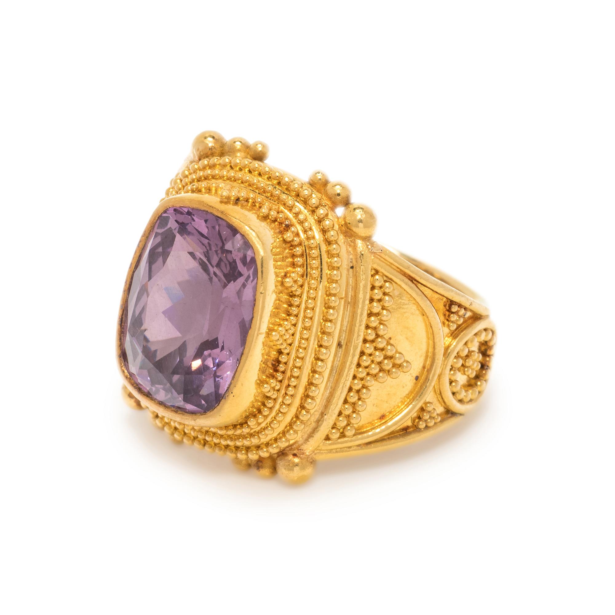 LUNA FELIX GOLDSMITH, YELLOW GOLD AND PURPLE SPINEL RING