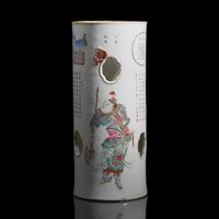 A Chinese Famile Rose "Wushuangpu" Hat Stand, Mid 19th Century 清中晚期 粉彩無雙譜帽筒一件