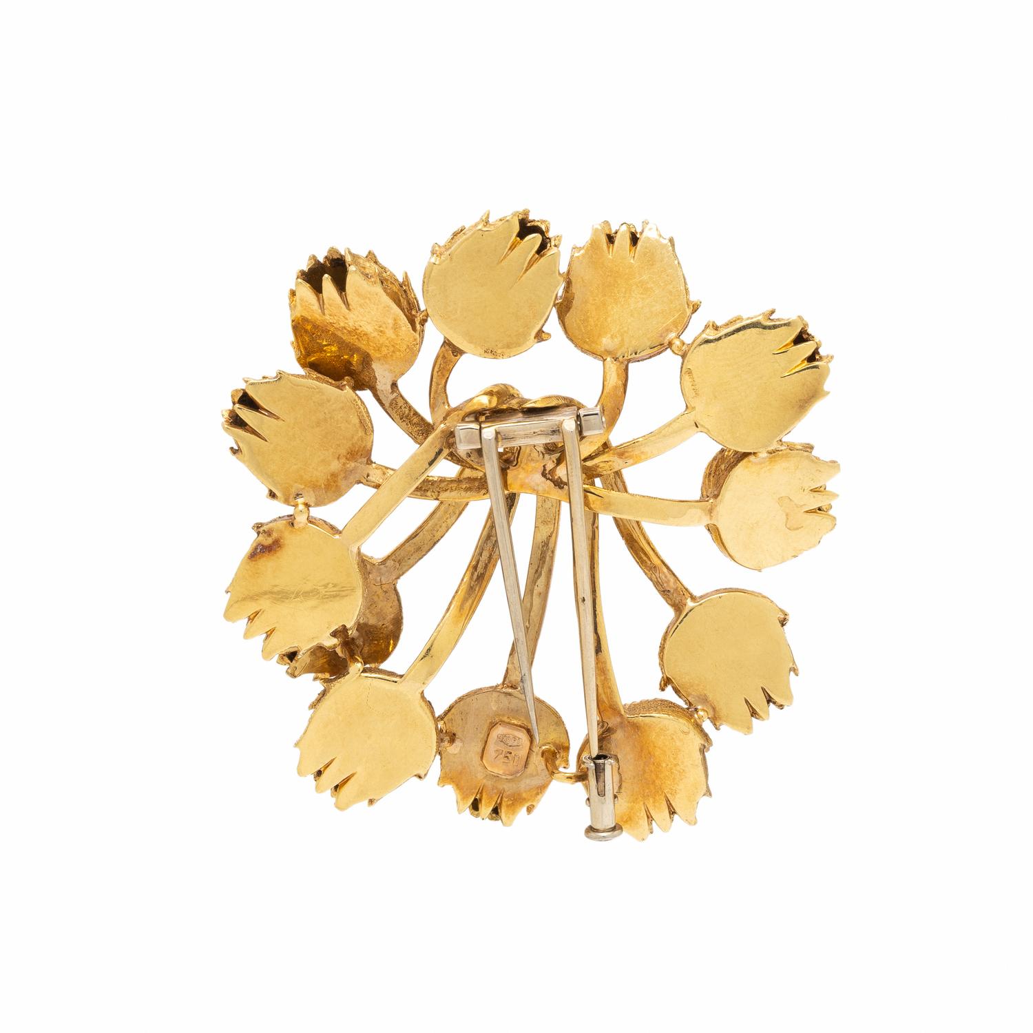 ITALIAN, YELLOW GOLD BROOCH