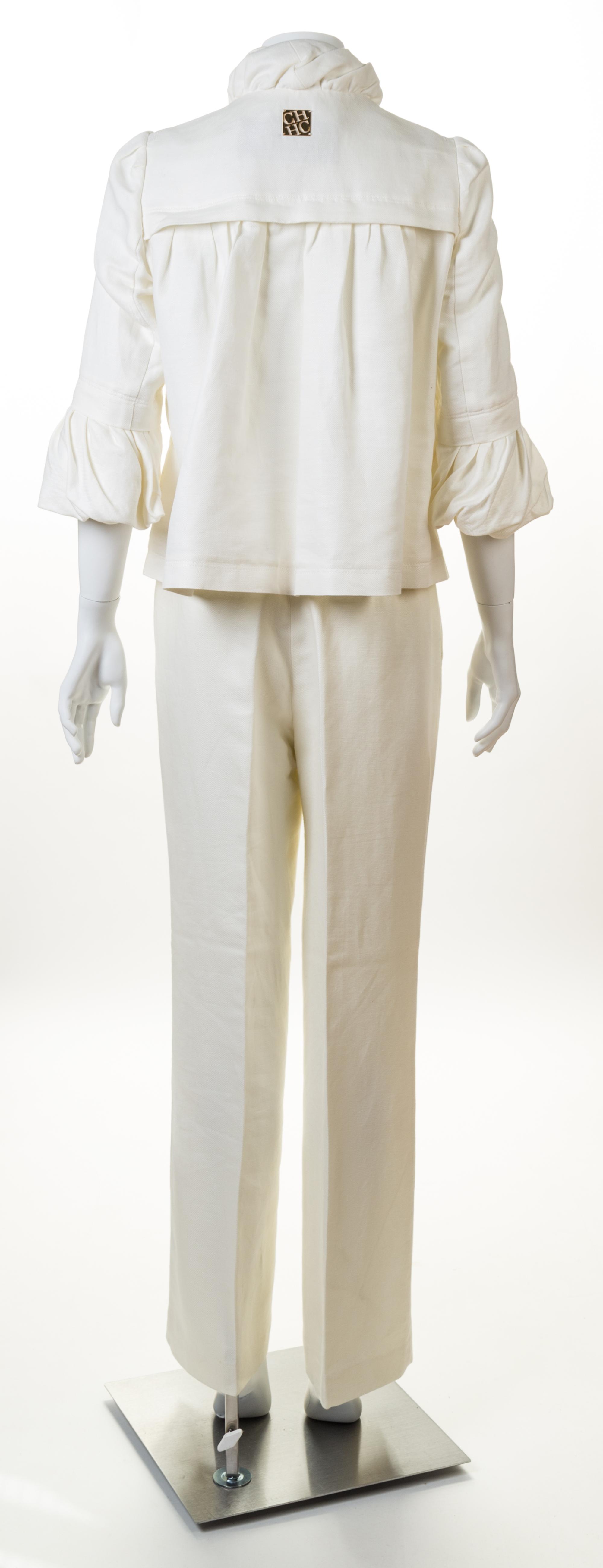 A Carolina Herrera Cream Linen Pant Suit, Jacket size small, Pant size 8.
