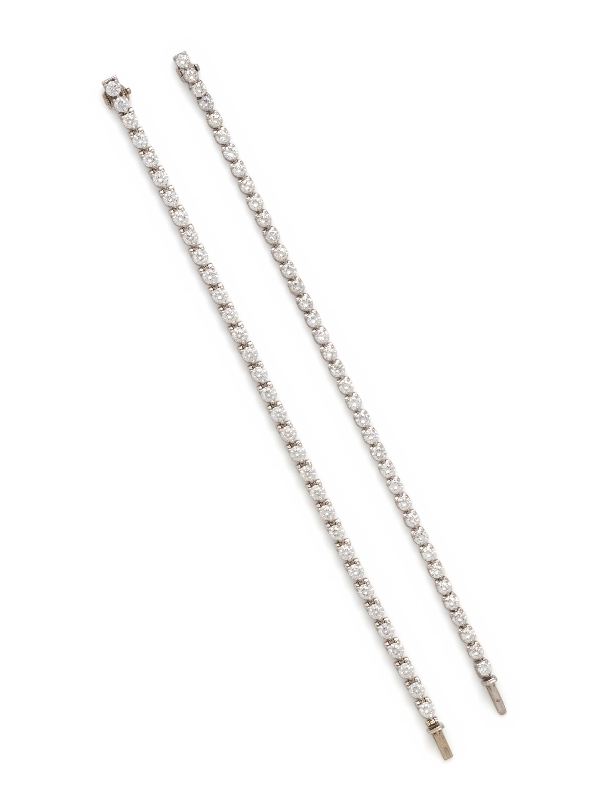 PAIR OF DIAMOND BRACELETS