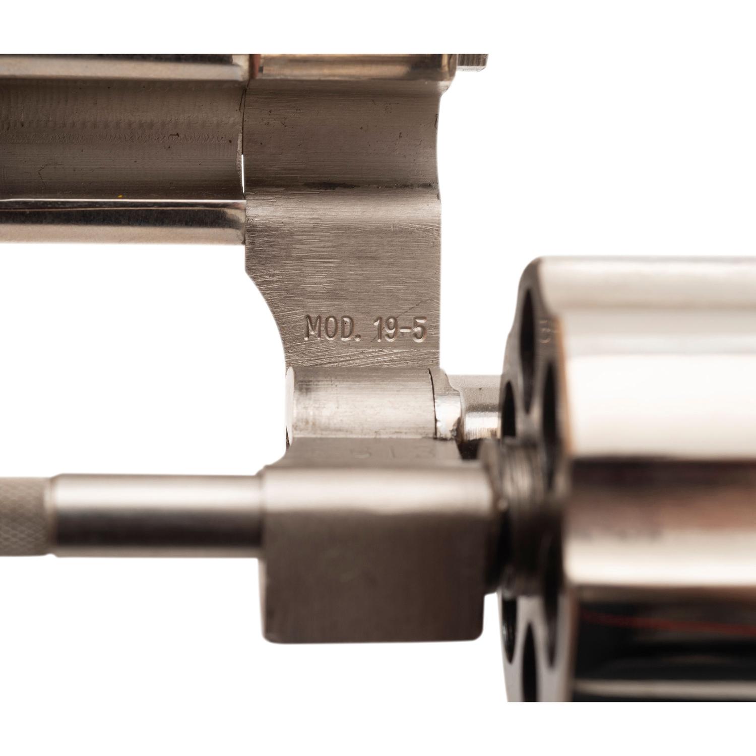 *Smith & Wesson Model 19-5