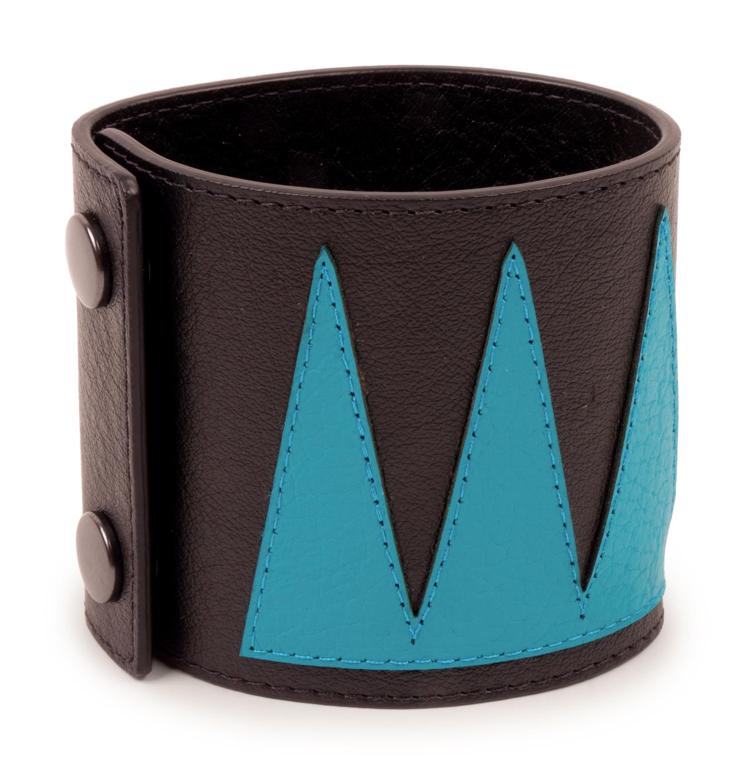 Leather Cuff Bracelet AND Made in Native America T-Shirt