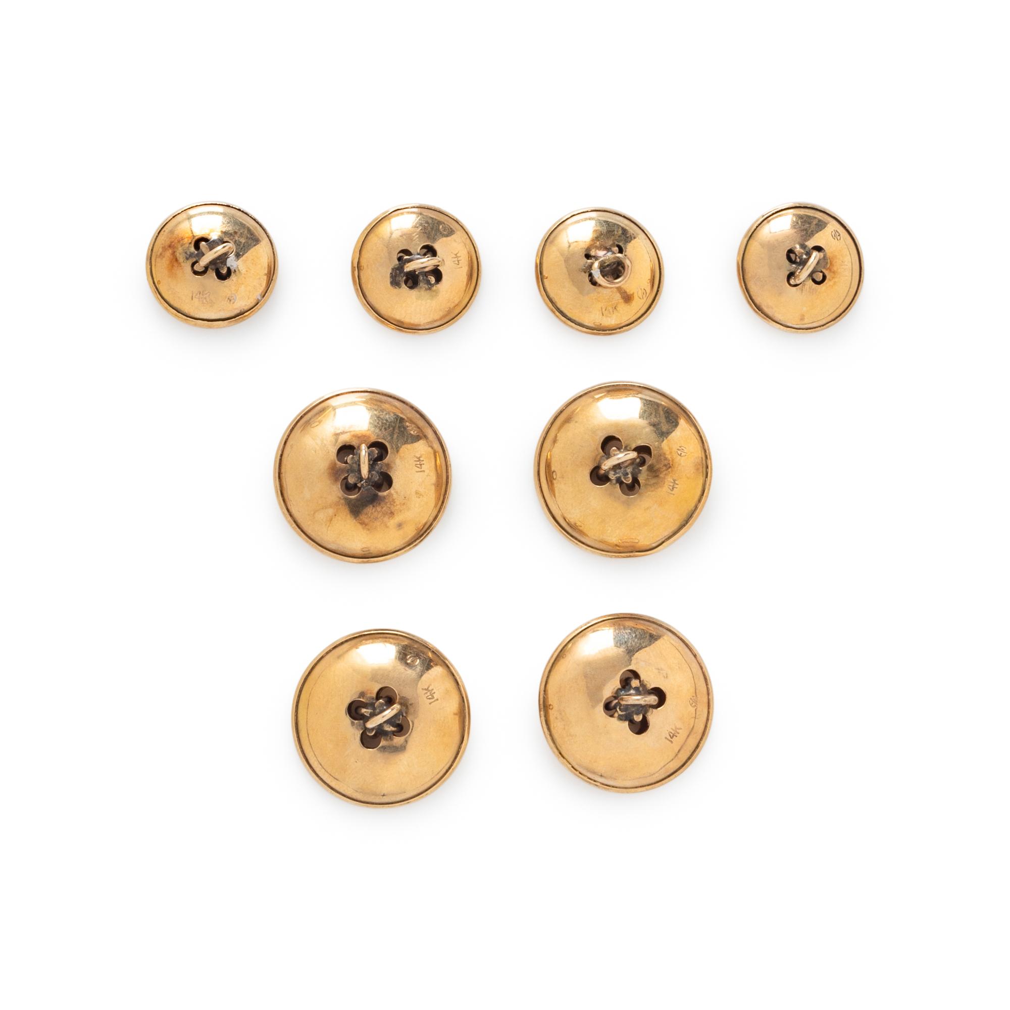 COLLECTION OF YELLOW GOLD BUTTONS