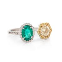 COLORED DIAMOND, DIAMOND, AND EMERALD TOI ET MOI RING