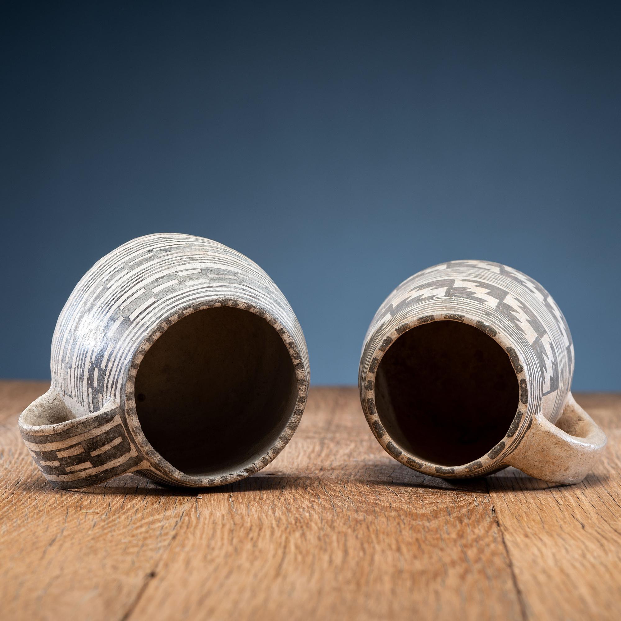 Mesa Verde, Black-on-White Pottery Mugs