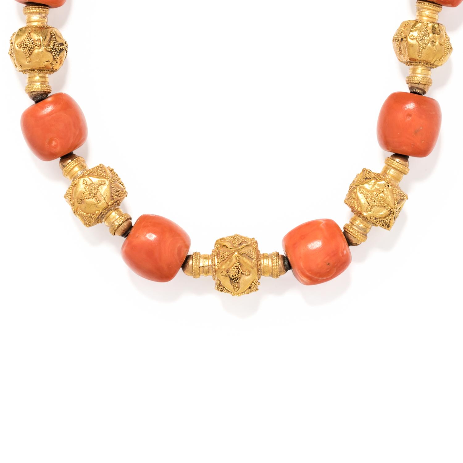 YELLOW GOLD AND CORAL BEAD NECKLACE