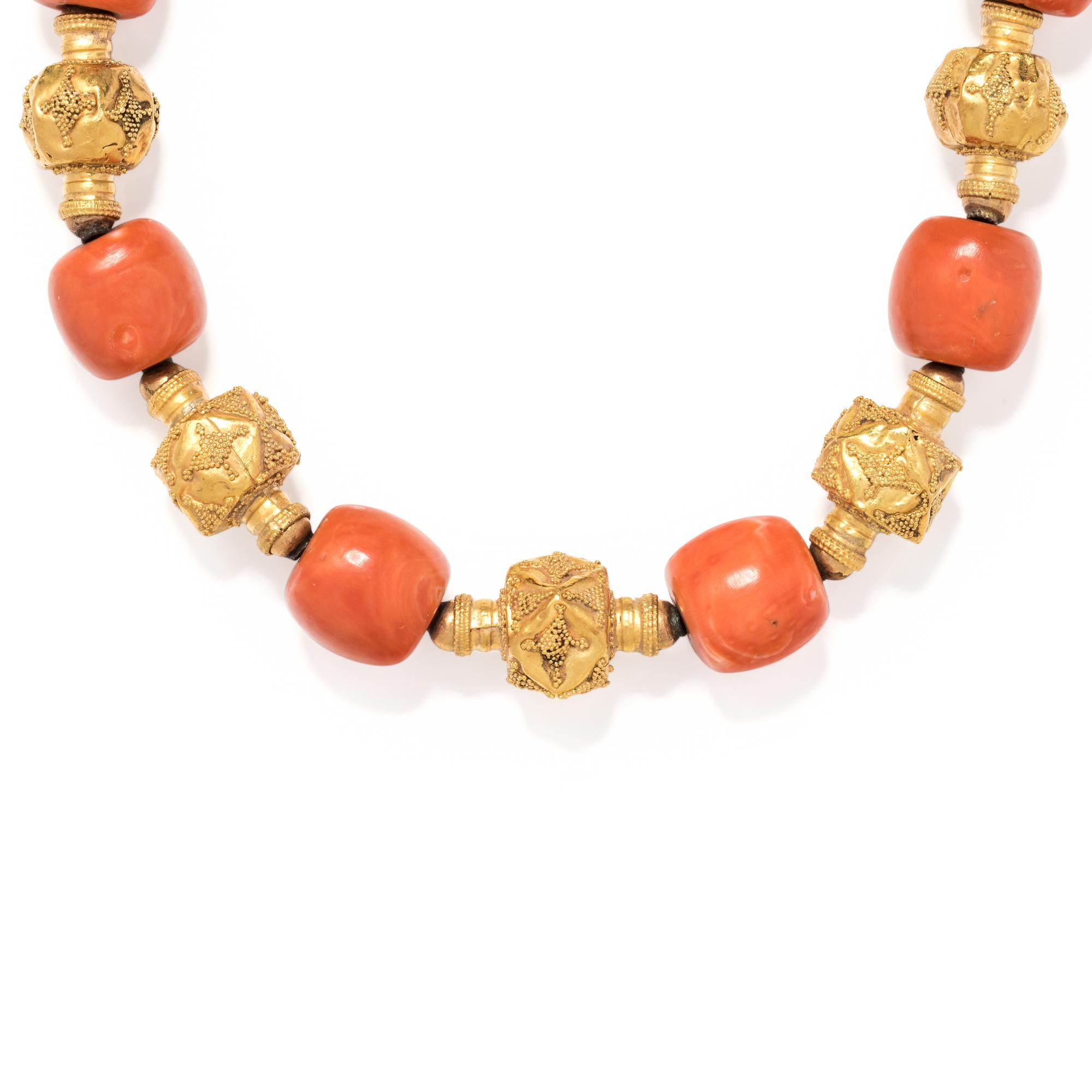 YELLOW GOLD AND CORAL BEAD NECKLACE