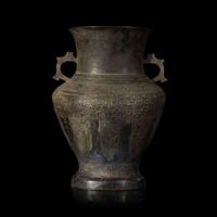 A large patinated bronze archaistic vase 仿古铜制大花瓶一件 18th/19th century or earlier ??????????
