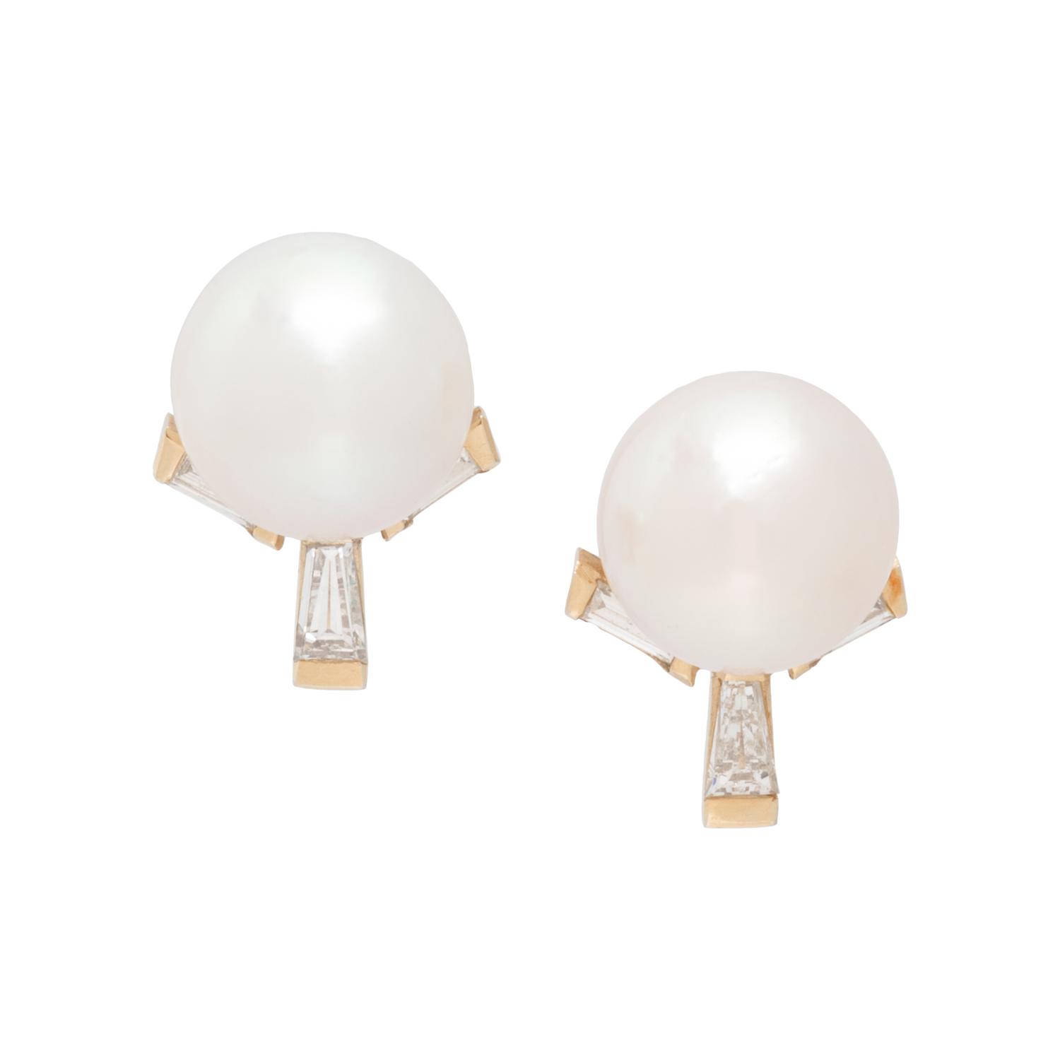 CULTURED PEARL AND DIAMOND EARCLIPS
