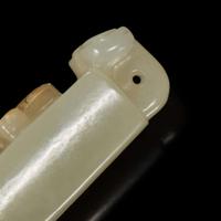 A Chinese grey-white jade plume-holder 高浮雕螭龍玉翎管