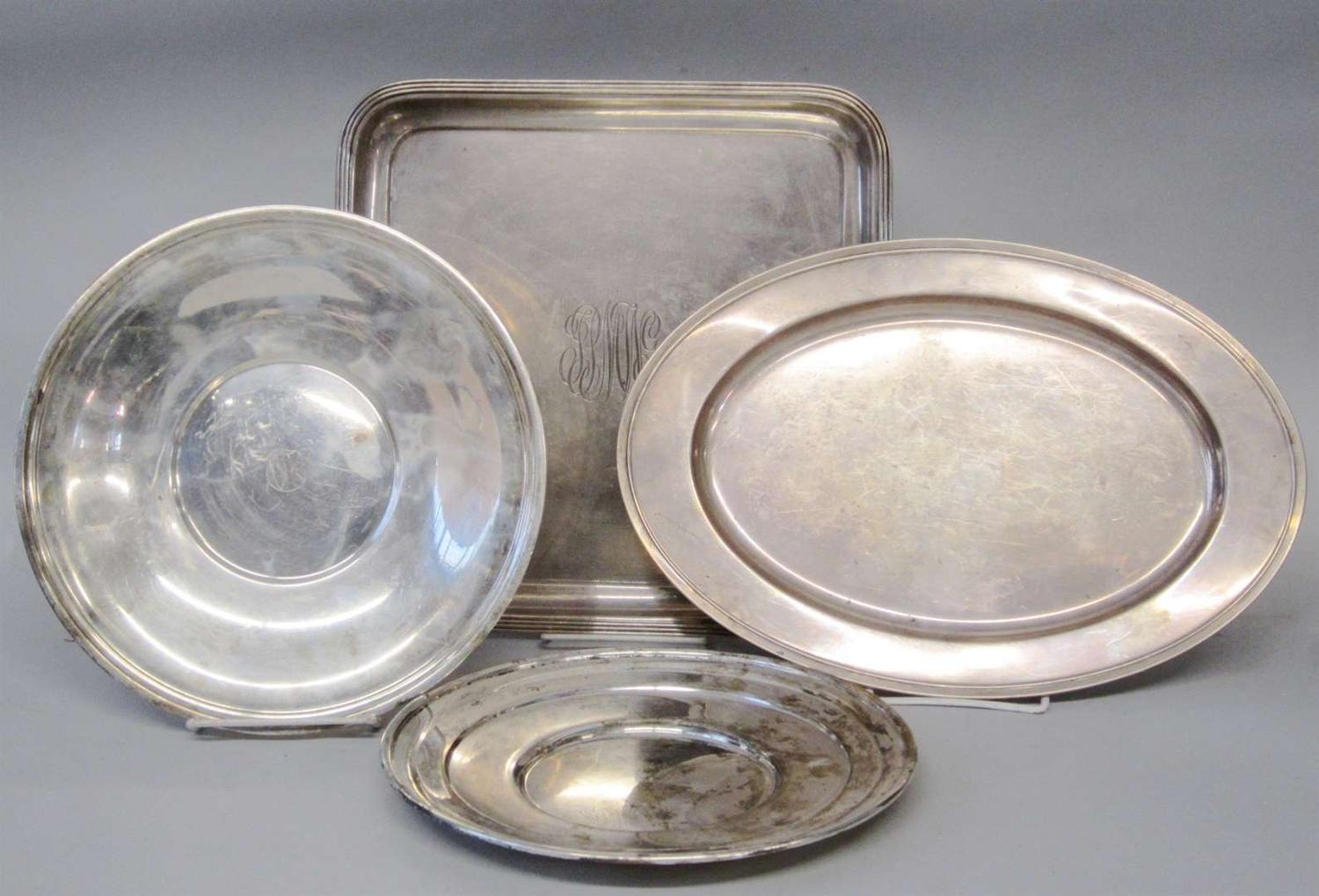 Oval sterling silver tray gorham corporation, providence, ri, 20th century
