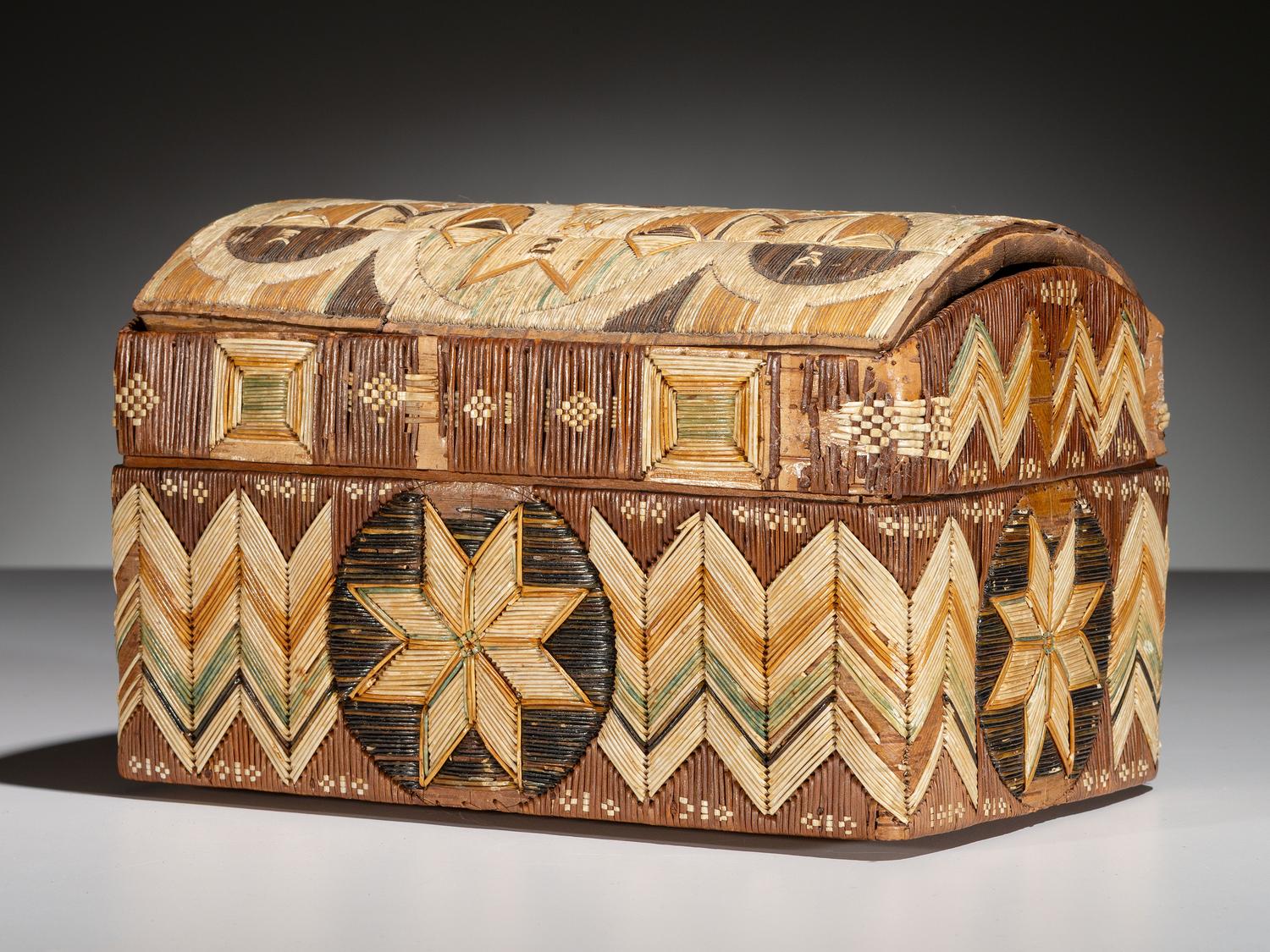 Northeastern Quilled Birchbark Trunk