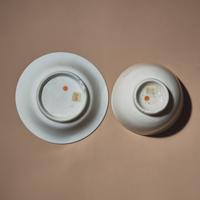 A Chinese Blanc-de-Chine Porcelain Bowl and an Incised 'Peony' Shallow Dish, Ming-Qing Dynasty — 明-清 德化白瓷碗及暗刻牡丹紋碟