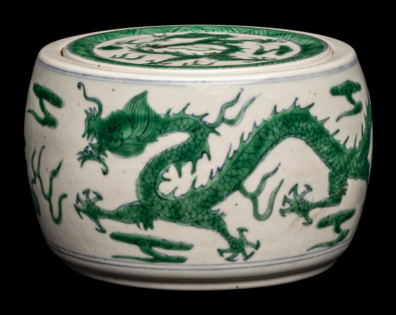 A Chinese Green-Enameled 'Dragon' Porcelain Cricket Jar and Cover