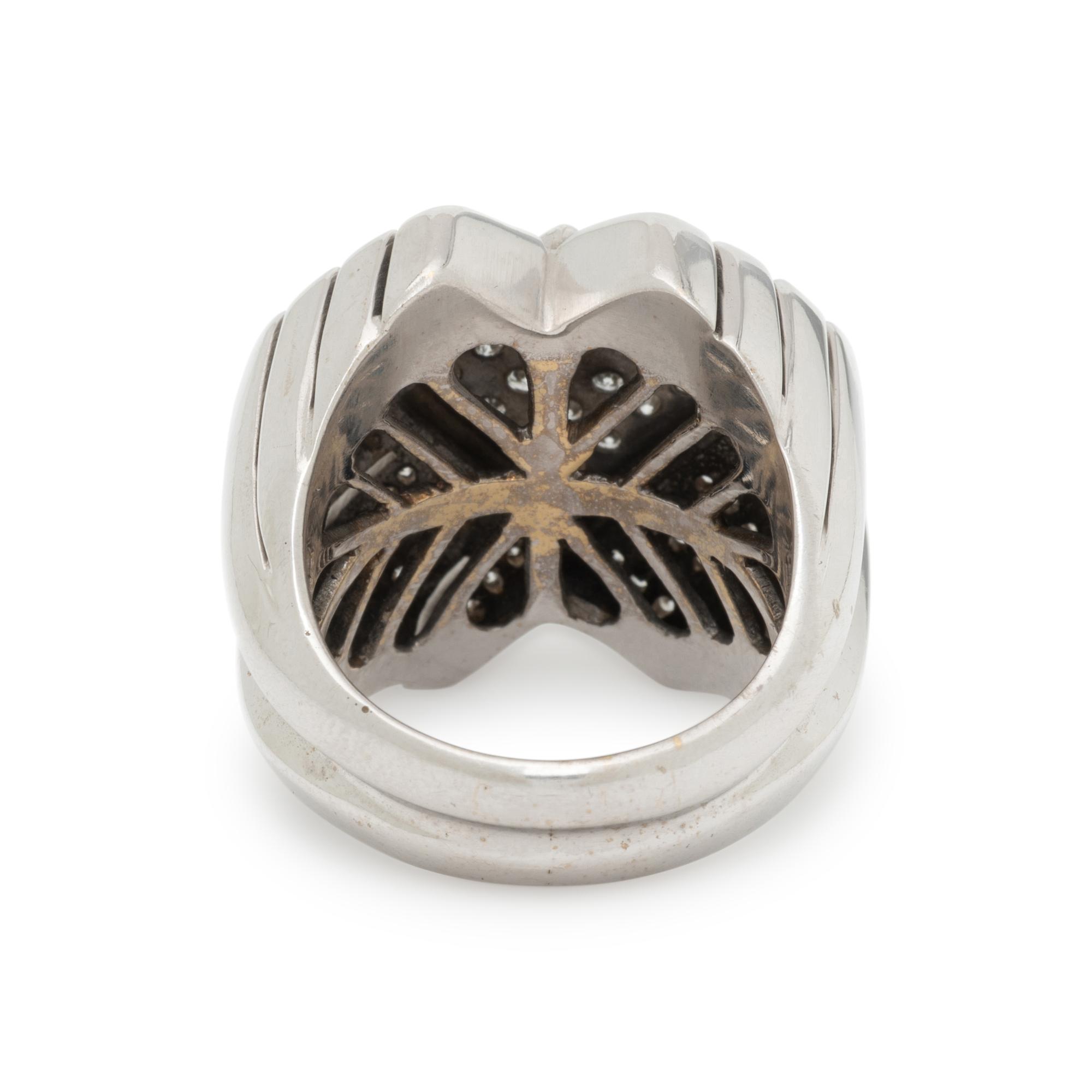 DIAMOND AND WHITE GOLD RING