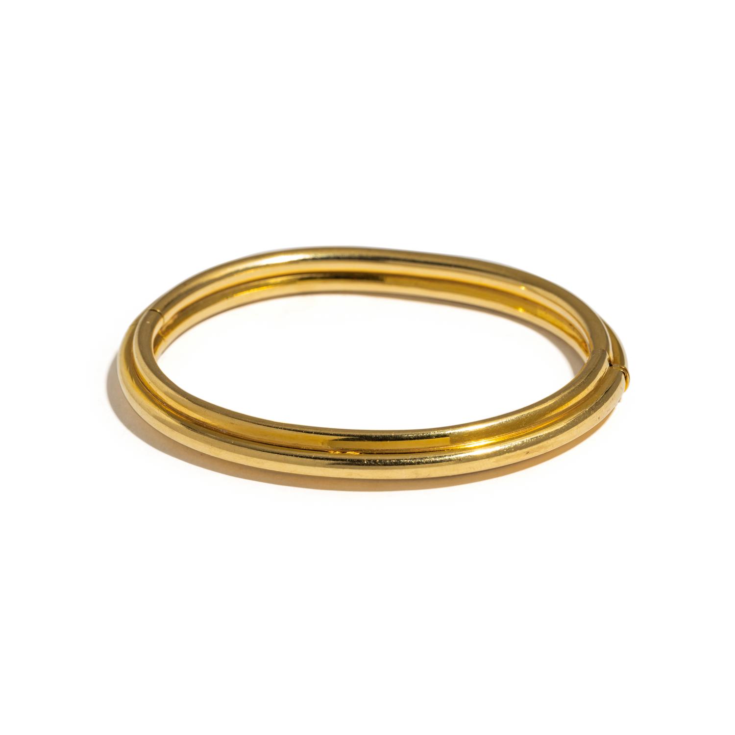 COLLECTION OF YELLOW GOLD JEWELRY
