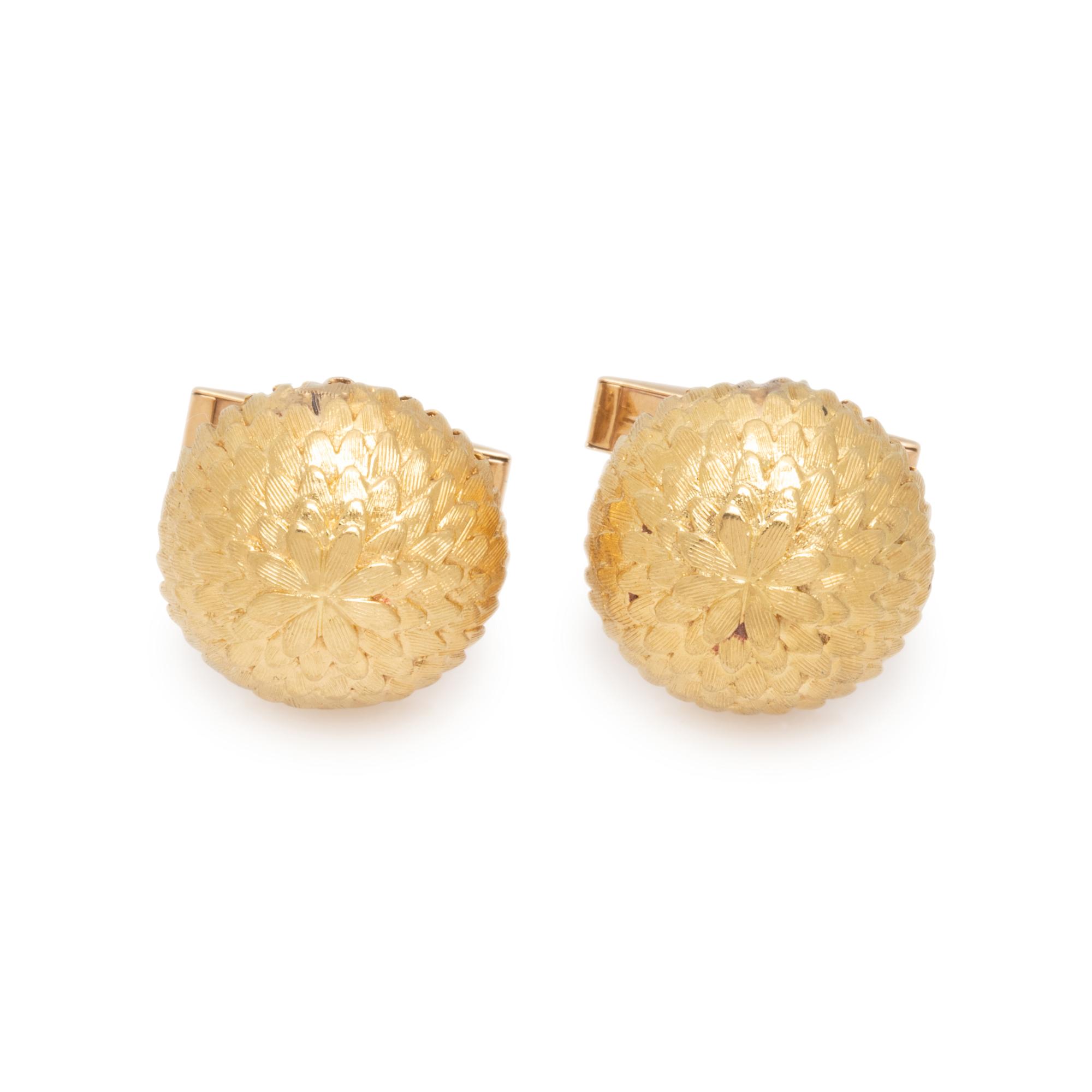 YELLOW GOLD CUFFLINKS