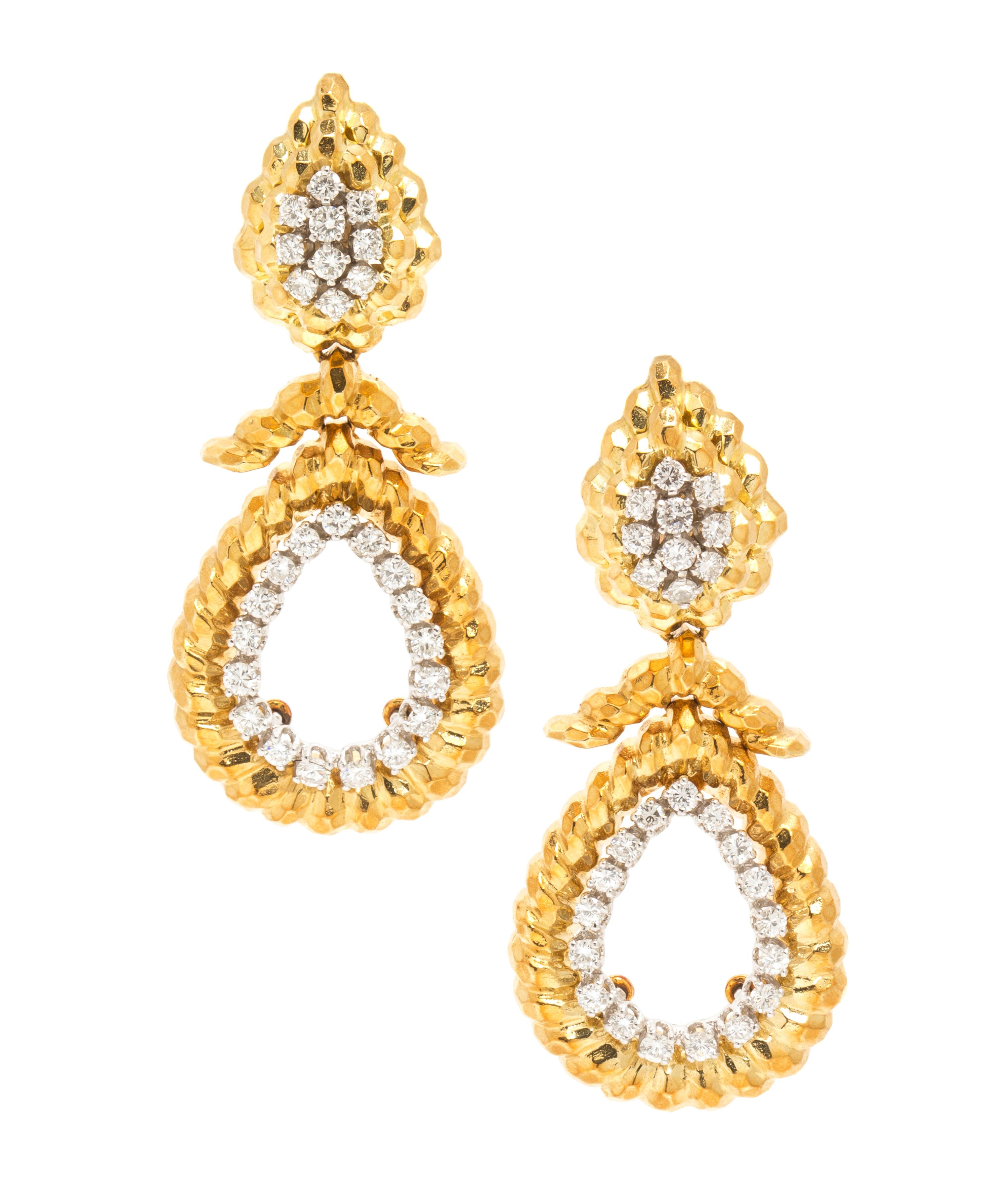 A Pair of Gold and Diamond Pendant Earclips, 24.40 dwts.
