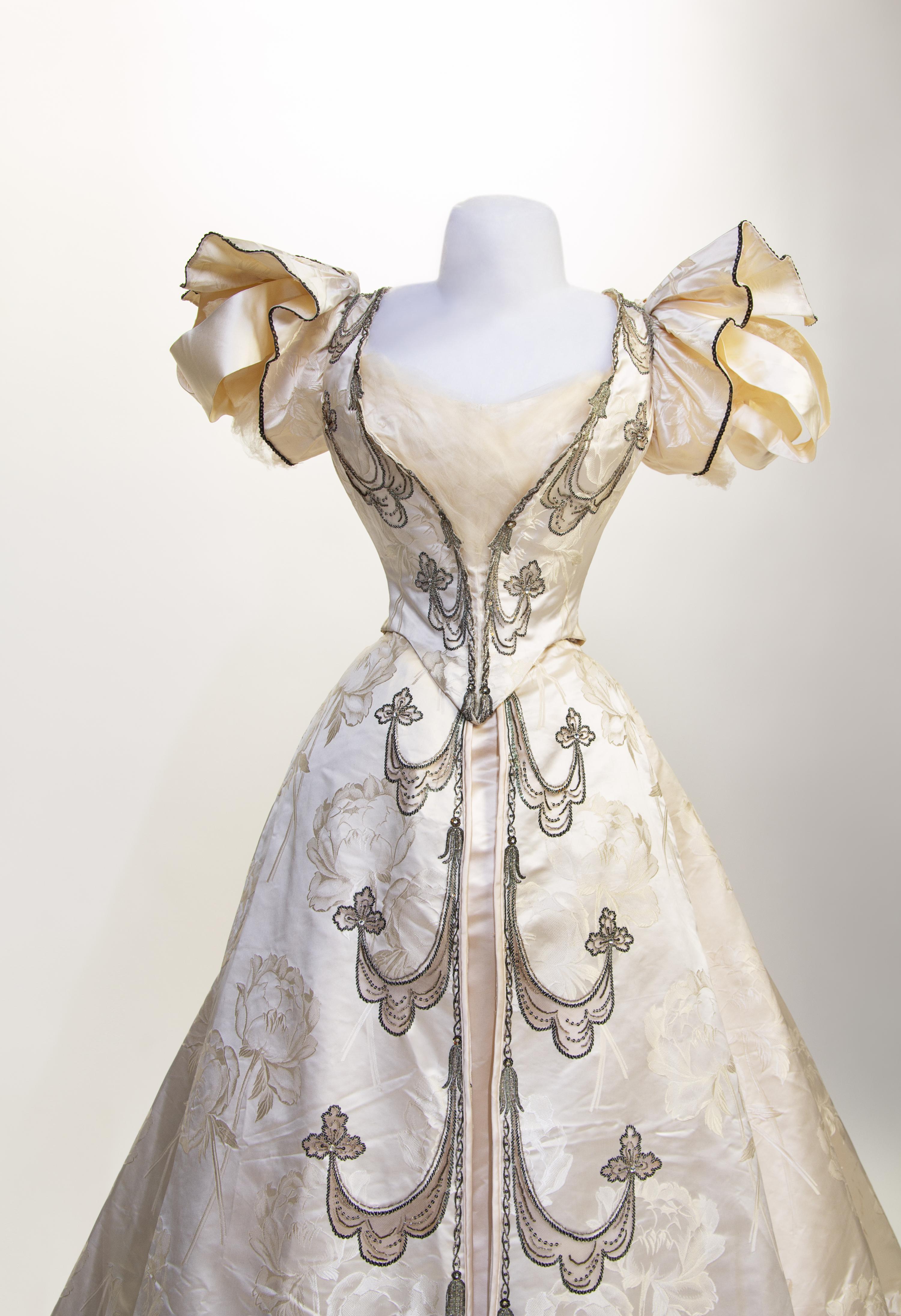 The House of Worth Two-Piece Silk Brocade Dress, 1896 Haute Couture No size label