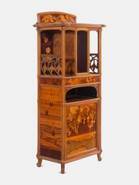 Vitrine, c. 1900