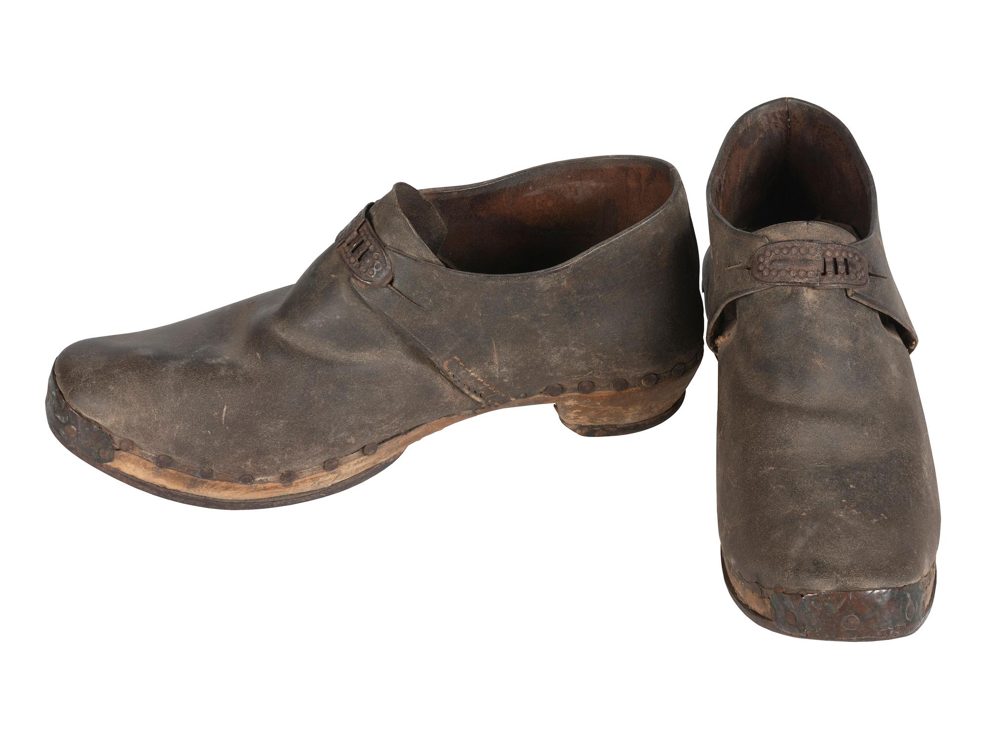 [CIVIL WAR]. Two pairs of Civil War-era southern manufactured shoes, including a scarce salesman's sample.