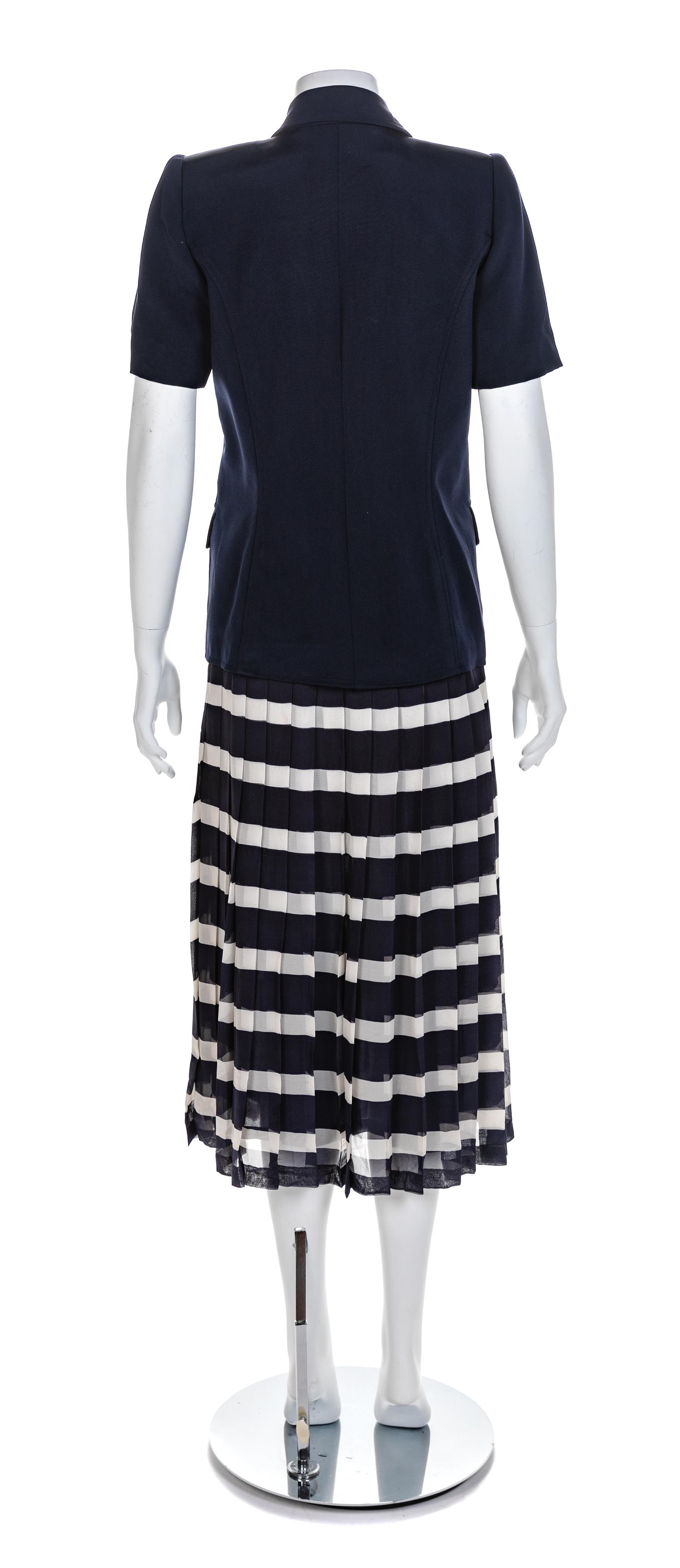 Valentino Boutique Two-Piece Navy Skirt Ensemble, 1980-90s Size label: 4