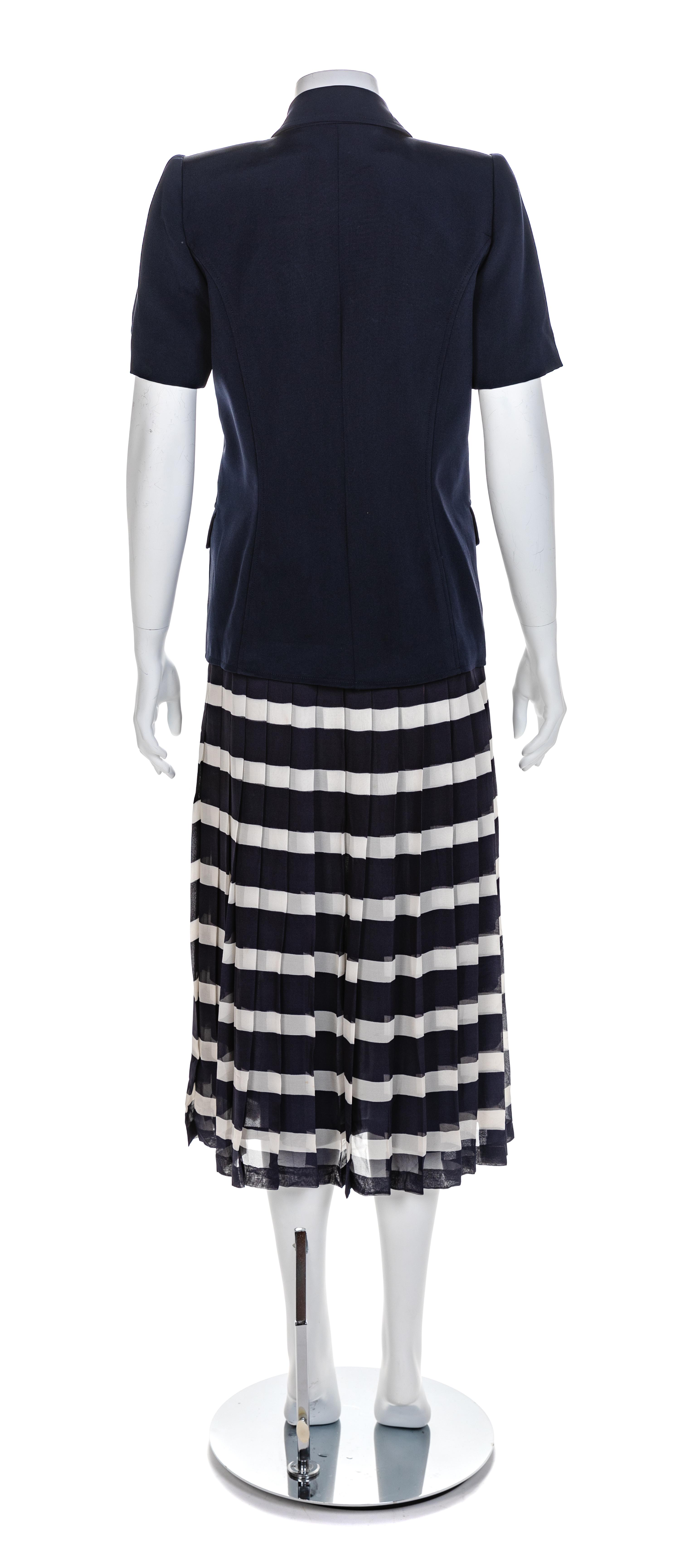 Valentino Boutique Two-Piece Navy Skirt Ensemble, 1980-90s Size label: 4
