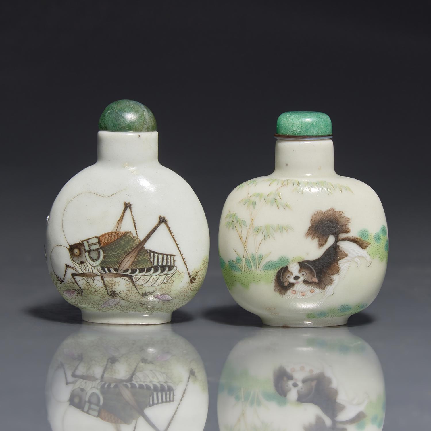 Two Chinese Enameled Porcelain Snuff Bottles, Daoguang Marks and of the Period 清道光 粉彩花鳥草蟲鼻烟壺兩支