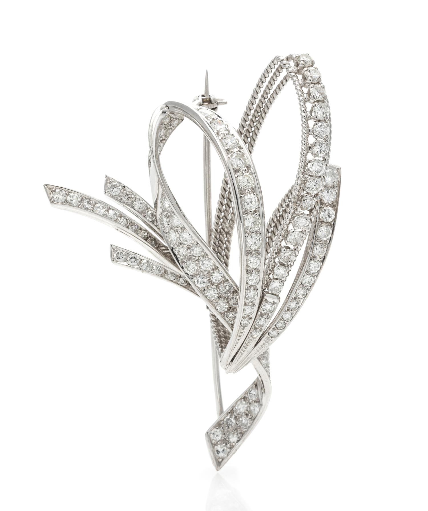 An 18 Karat White Gold and Diamond Brooch, Retzignac, 10.50 dwts.