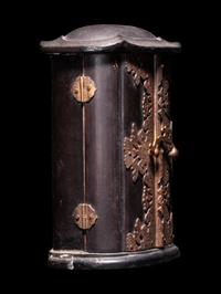 A Gilt Wood Figure of Buddha Shakyamuni and A Gilt Metal Mounted Black Lacquered Wood Traveling Shrine