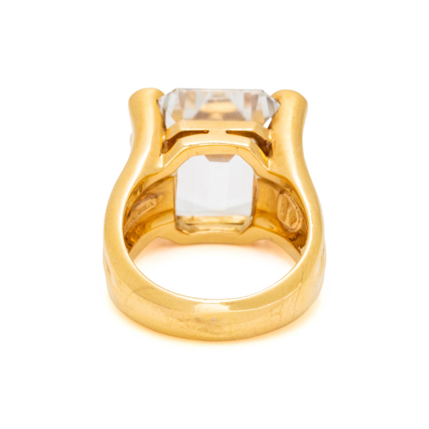 VERDURA, YELLOW GOLD, TOPAZ AND DIAMOND RING