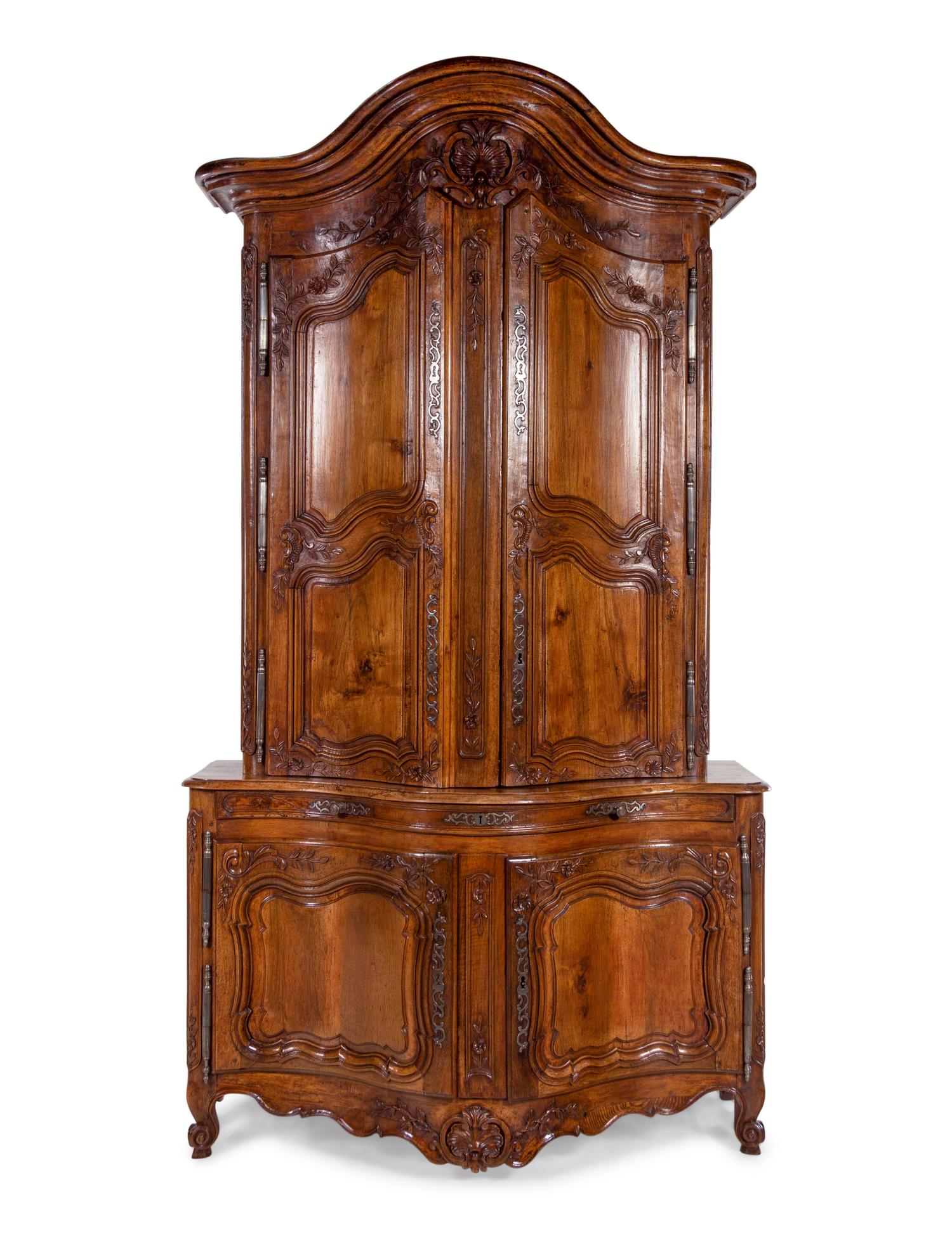 A Louis XV Provincial Walnut Buffet à Deux Corps