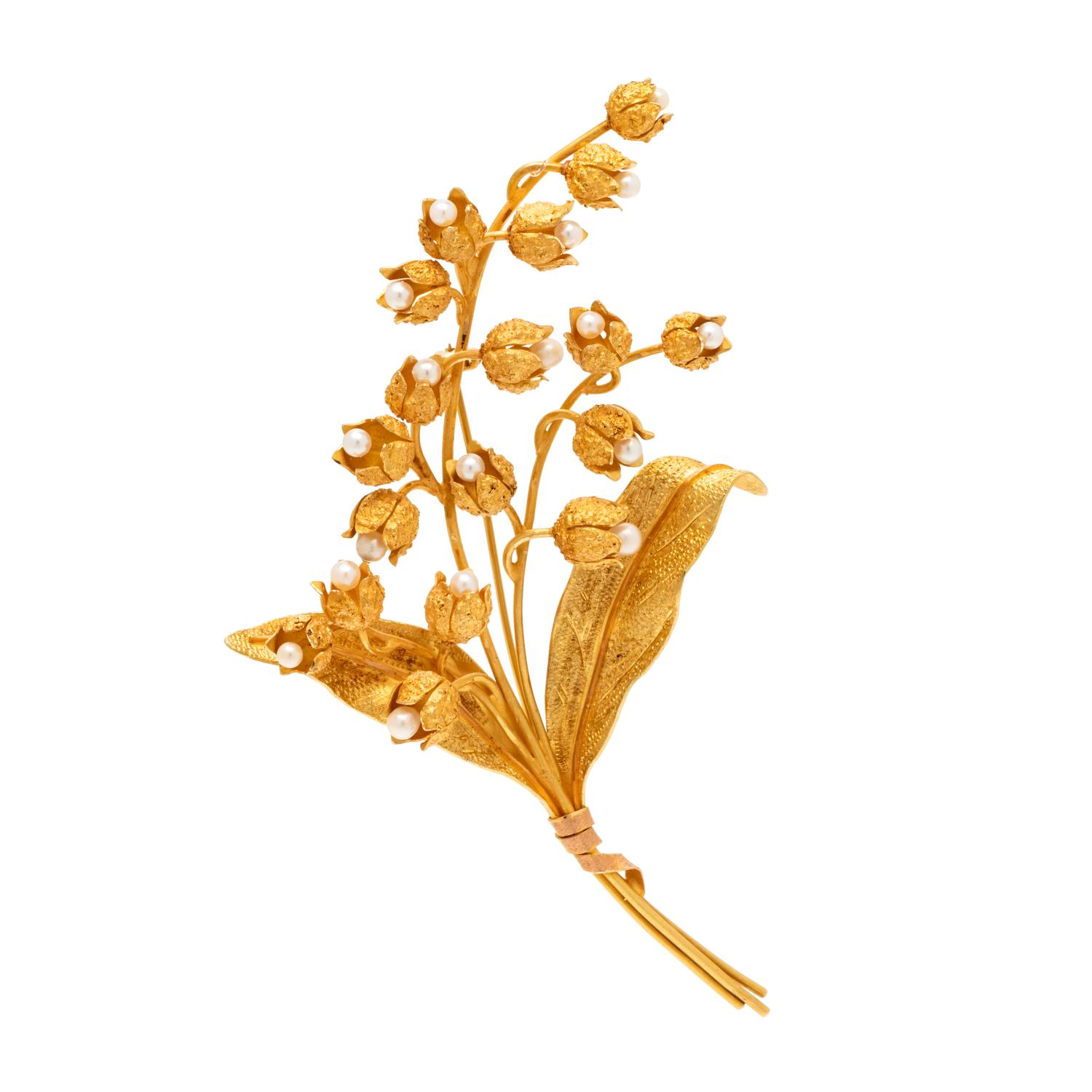 YELLOW GOLD AND CULTURED PEARL FLOWER BROOCH