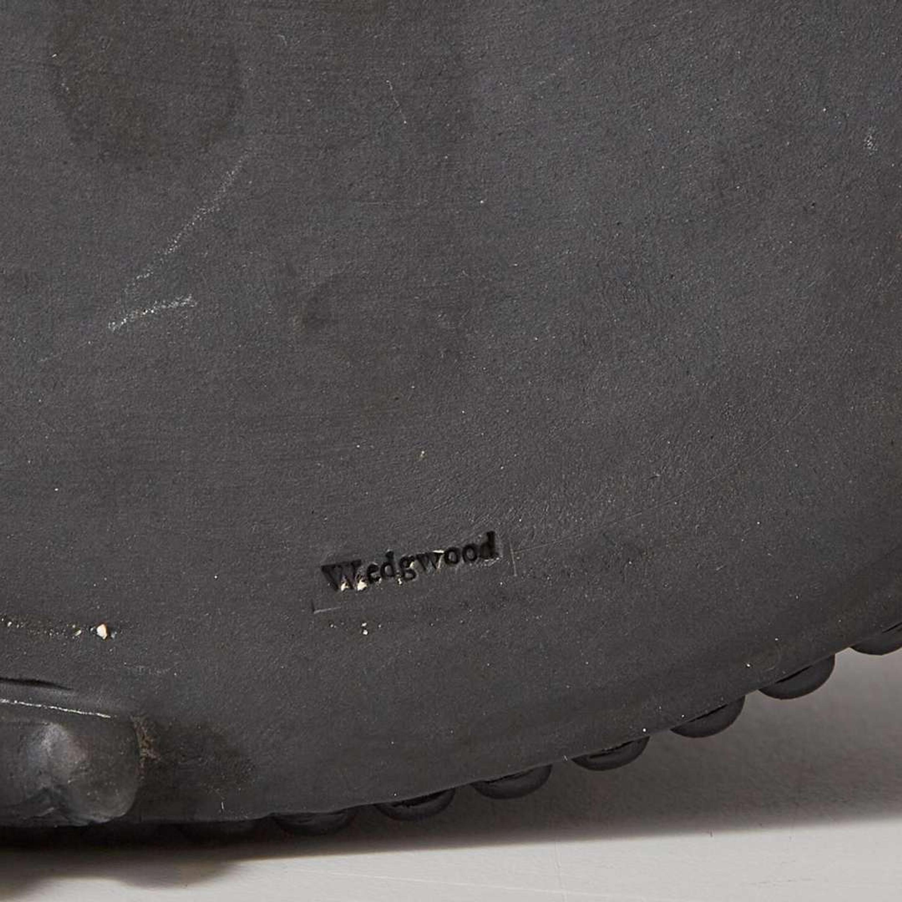 A Wedgwood Black Basalt Crocus Pot UK, circa 1800