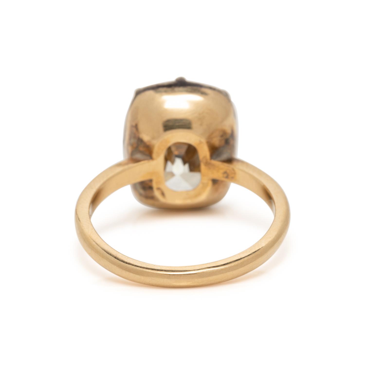 DIAMOND RING